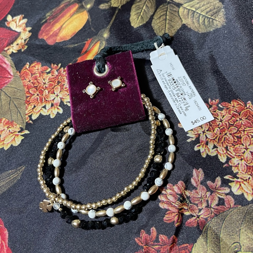 NWT Lucky Brand Beaded Bracelet and Earring Set